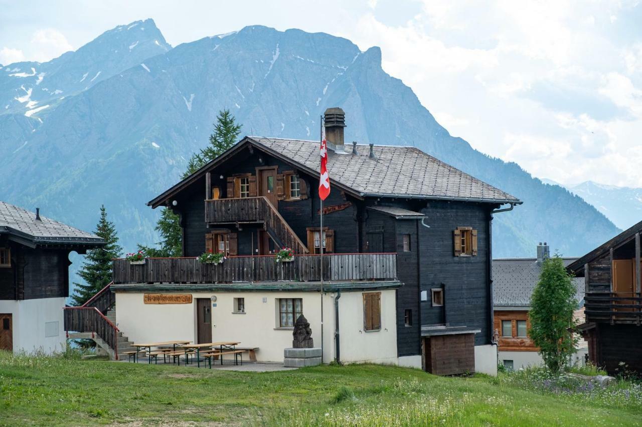 Gruppenhaus Im Walliser Alpstyle Rosswald Екстер'єр фото